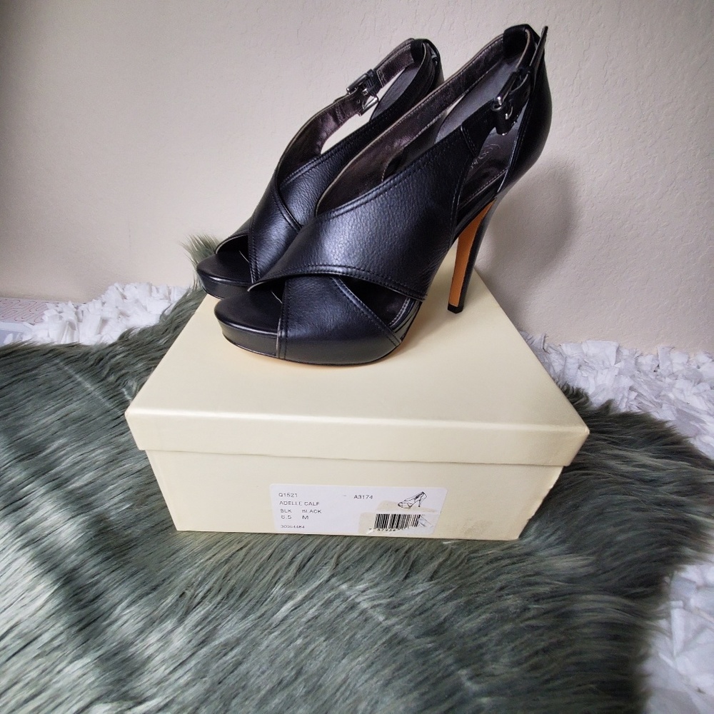 Coach smooth leather high heel size 6.5